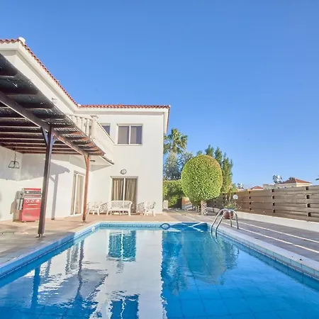 Cleopatra With Private Pool In