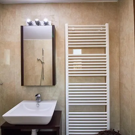 Cleopatra With Private Pool In Villa *