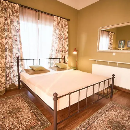Villa Cleopatra With Private Pool In