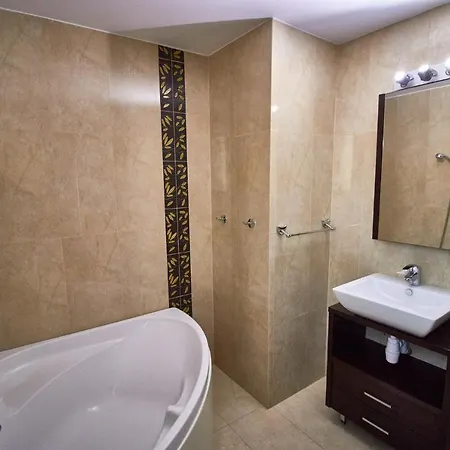 Cleopatra With Private Pool In Villa